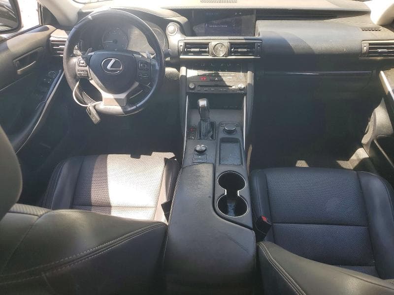 2017 LEXUS IS 200T 8