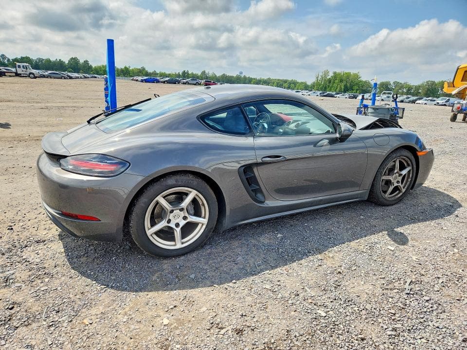 2017 PORSCHE CAYMAN 3