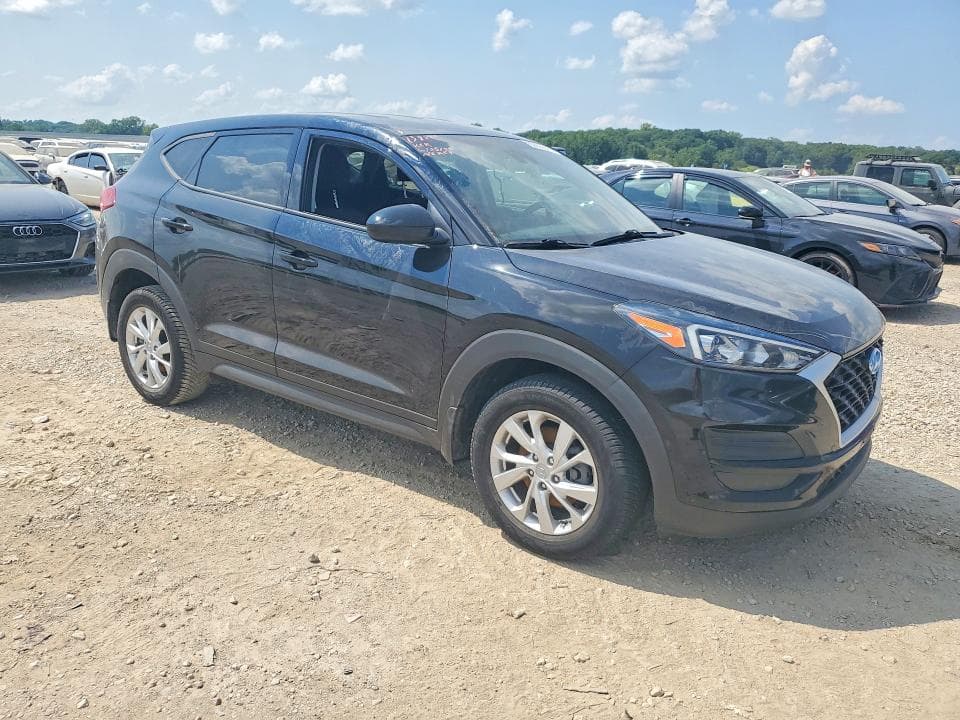 2021 HYUNDAI TUCSON SE SE 4