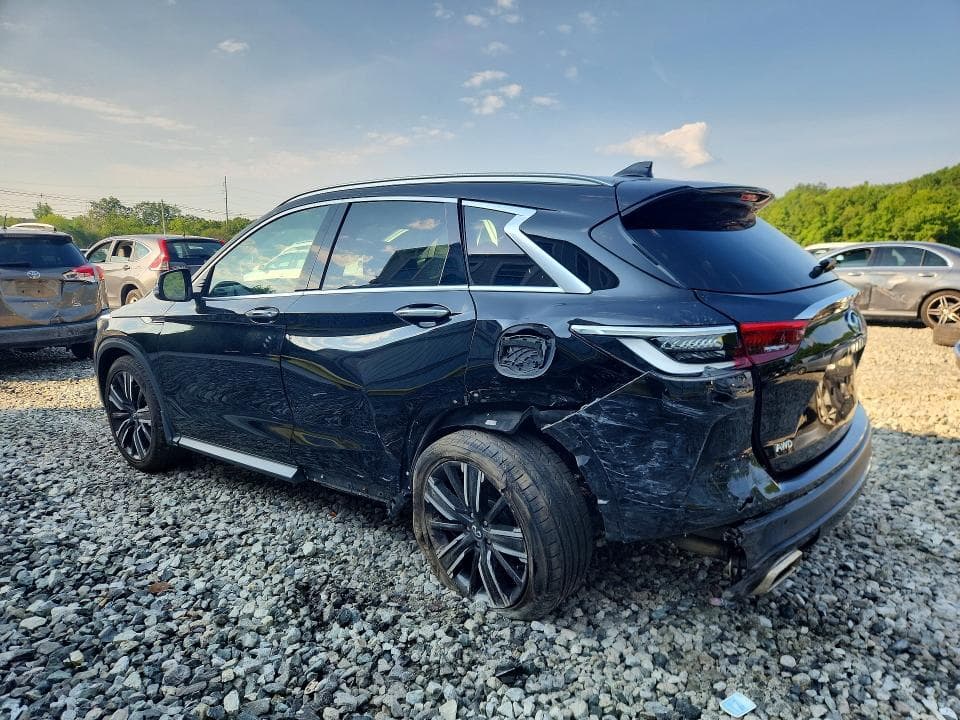 2021 INFINITI QX50 LUXE 2