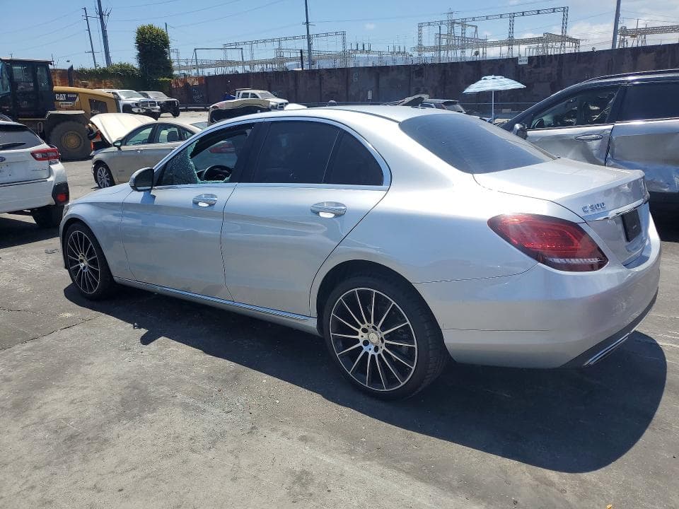 2019 MERCEDES-BENZ C 300 2