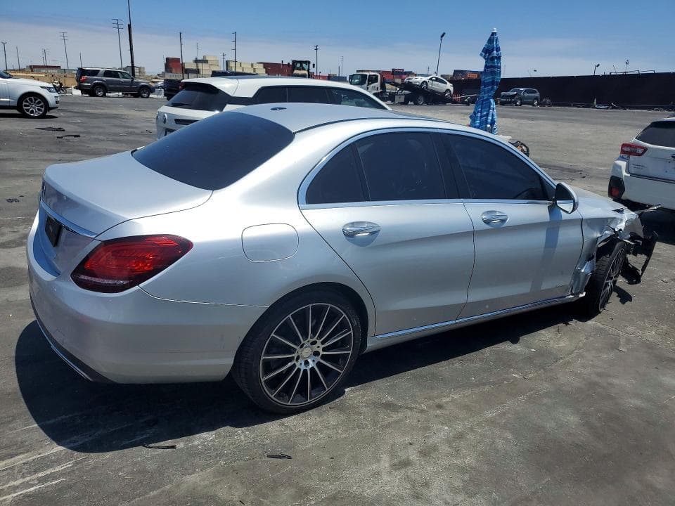 2019 MERCEDES-BENZ C 300 3