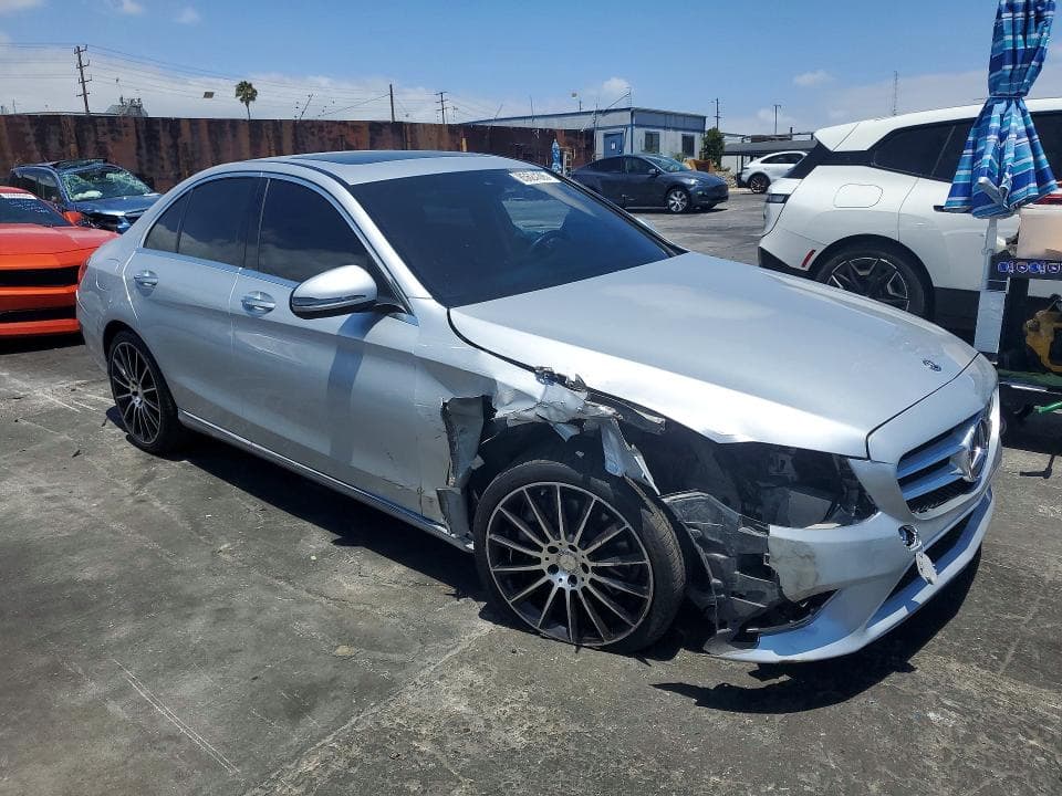 2019 MERCEDES-BENZ C 300 4