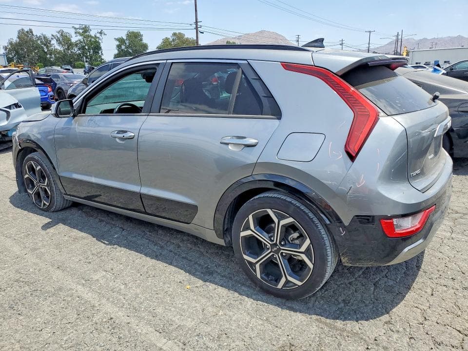 2023 KIA NIRO EX 2
