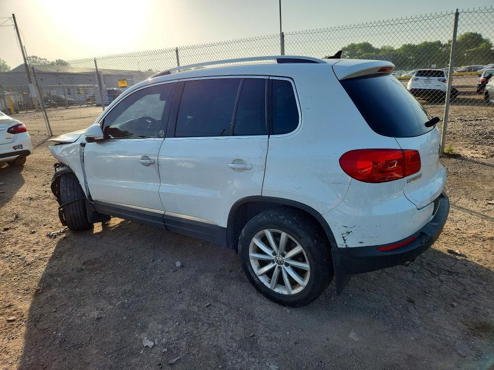 2017 VOLKSWAGEN TIGUAN WOLFSBURG 2