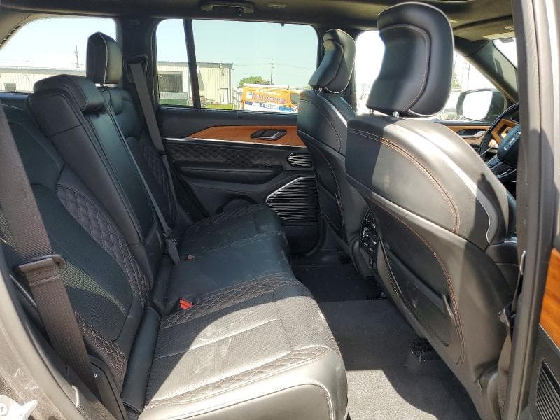 2022 JEEP GRAND CHEROKEE SUMMIT 4XE 10