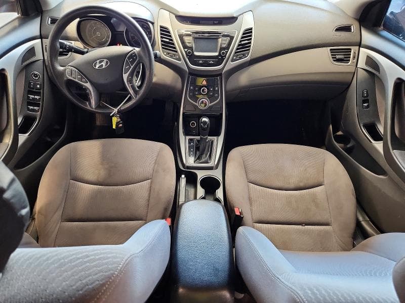 2016 HYUNDAI ELANTRA SE SE 8