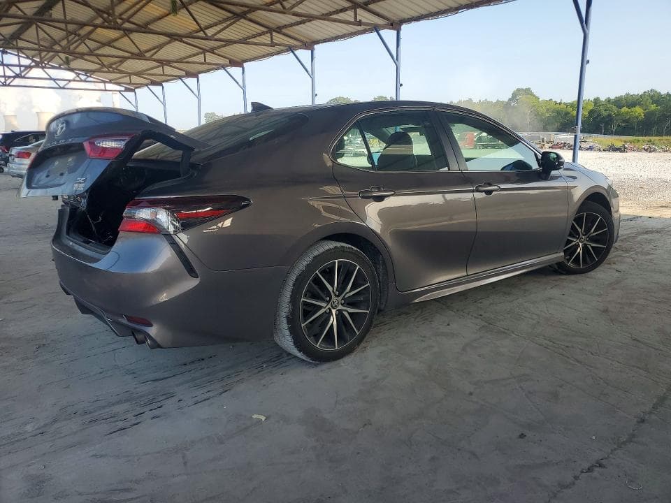 2024 TOYOTA CAMRY SE 3