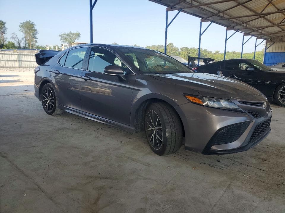 2024 TOYOTA CAMRY SE 4