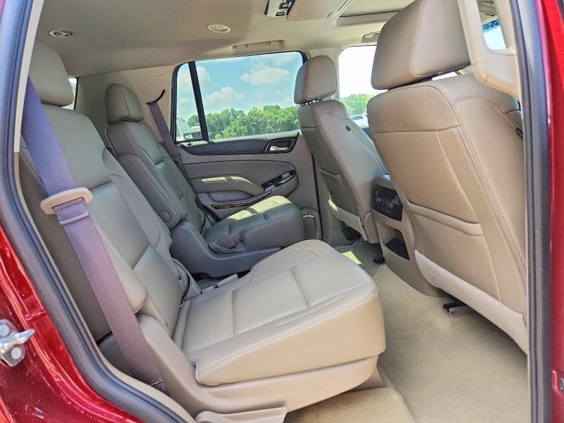 2017 GMC YUKON SLT 11