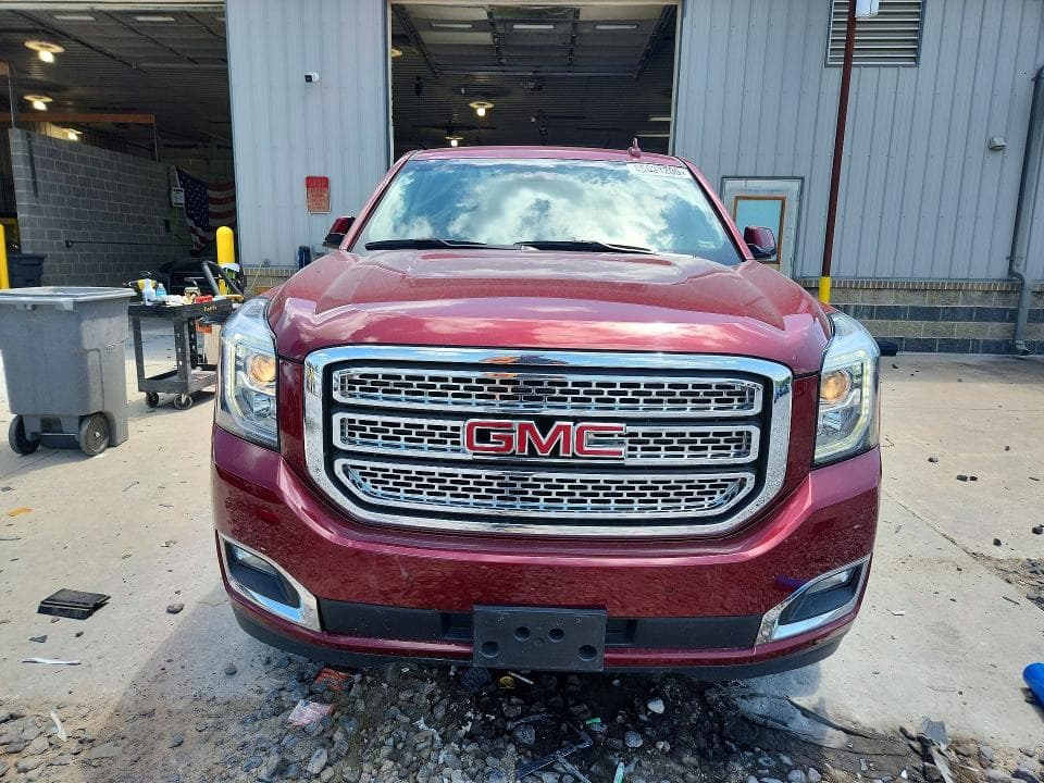 2017 GMC YUKON SLT 5