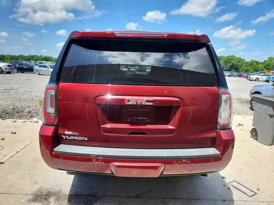 2017 GMC YUKON SLT 6