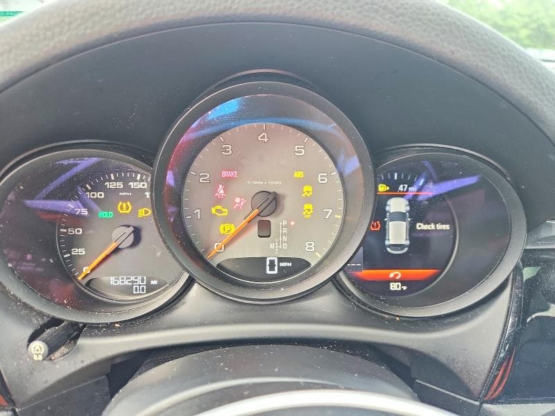 2018 PORSCHE MACAN S 9