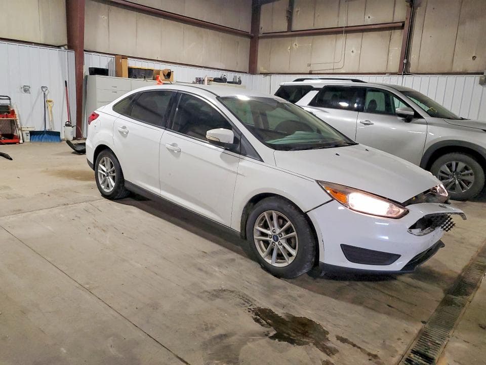 2017 FORD FOCUS SE 4