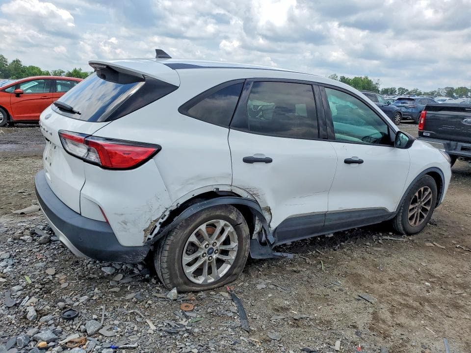 2021 FORD ESCAPE S 3