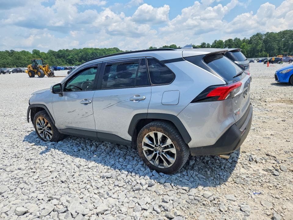 2023 TOYOTA RAV4 XLE PREMIUM 2