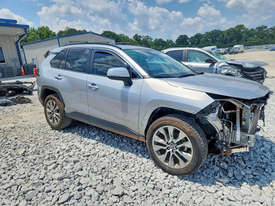 2023 TOYOTA RAV4 XLE PREMIUM 4