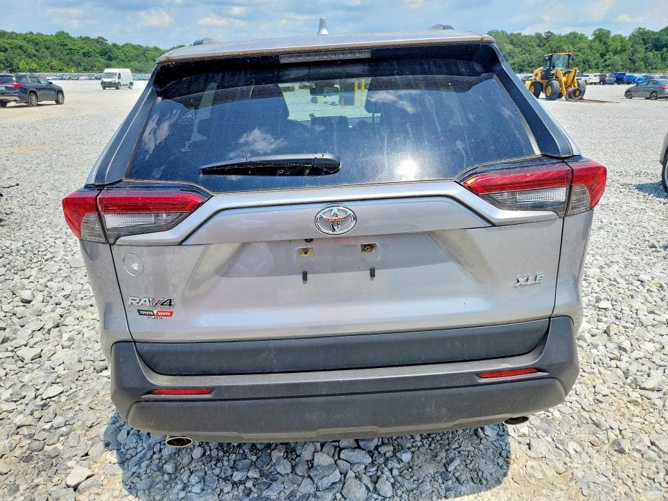 2023 TOYOTA RAV4 XLE PREMIUM 6
