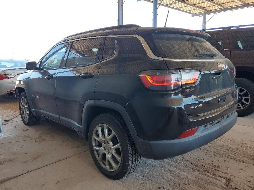 2022 JEEP COMPASS LATITUDE LUX 2