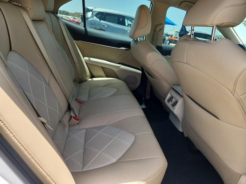 2019 TOYOTA CAMRY XLE XLE 10