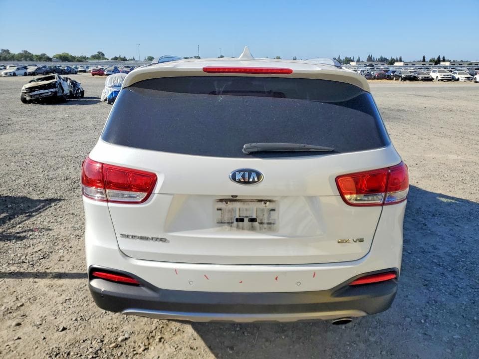 2017 KIA SORENTO EX 6