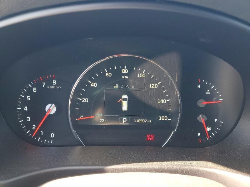 2017 KIA SORENTO EX 9