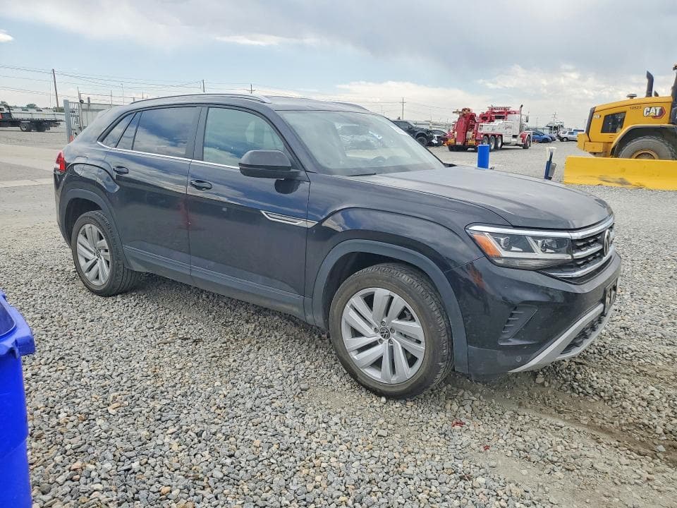 2022 VOLKSWAGEN ATLAS CROSS SPORT SE 4