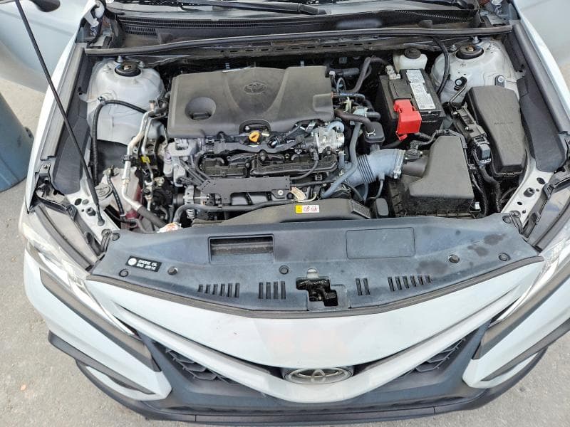 2024 TOYOTA CAMRY SE 11