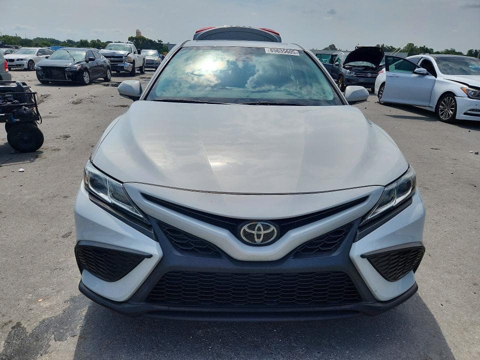 2024 TOYOTA CAMRY SE 5