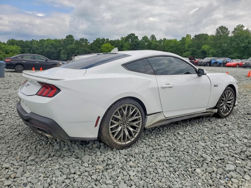 2025 FORD MUSTANG GT 3