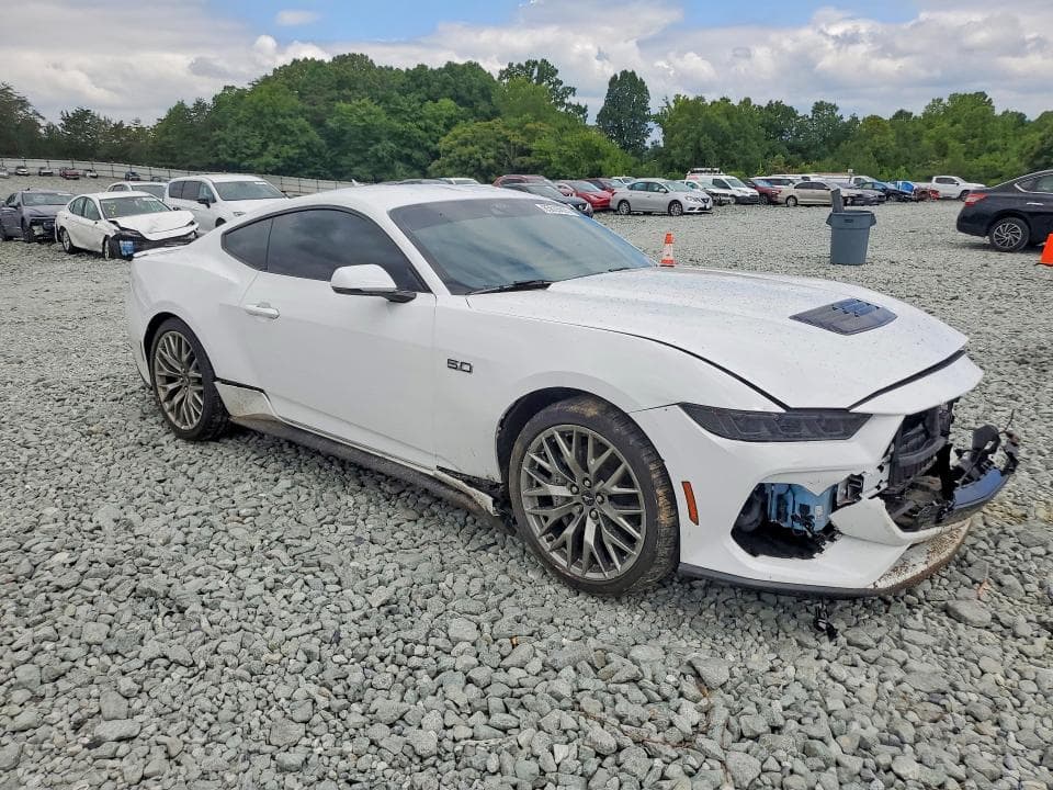 2025 FORD MUSTANG GT 4