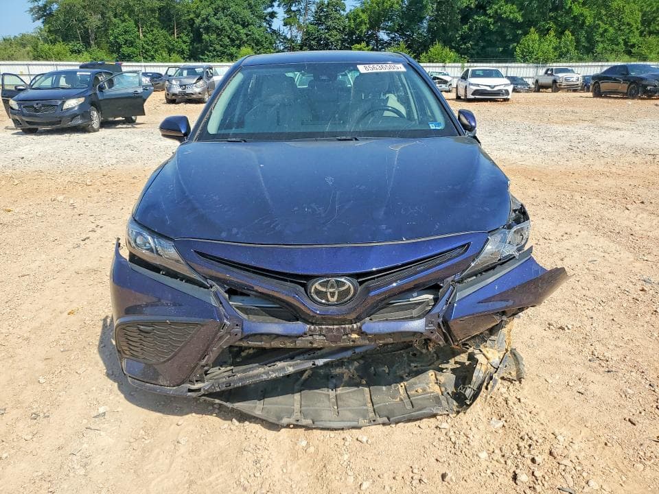 2021 TOYOTA CAMRY SE 5