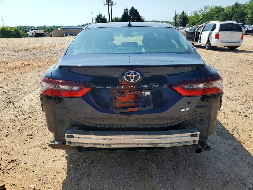 2021 TOYOTA CAMRY SE 6