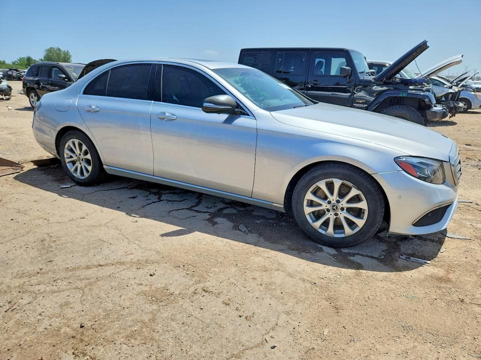 2017 MERCEDES-BENZ E 300 4MATIC 4