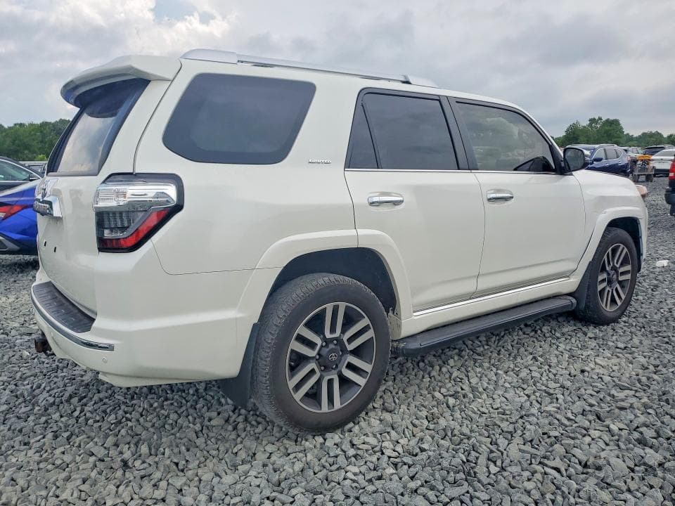 2023 TOYOTA 4RUNNER LIMITED 3