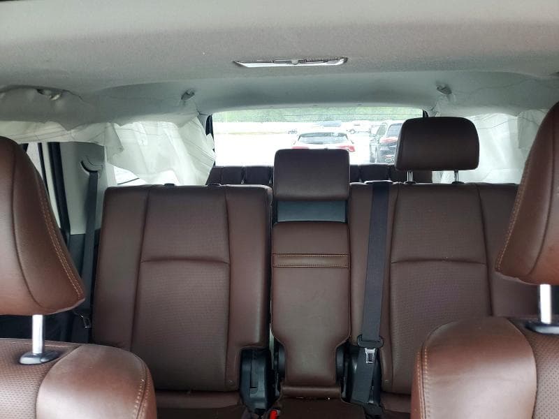 2023 TOYOTA 4RUNNER LIMITED 10