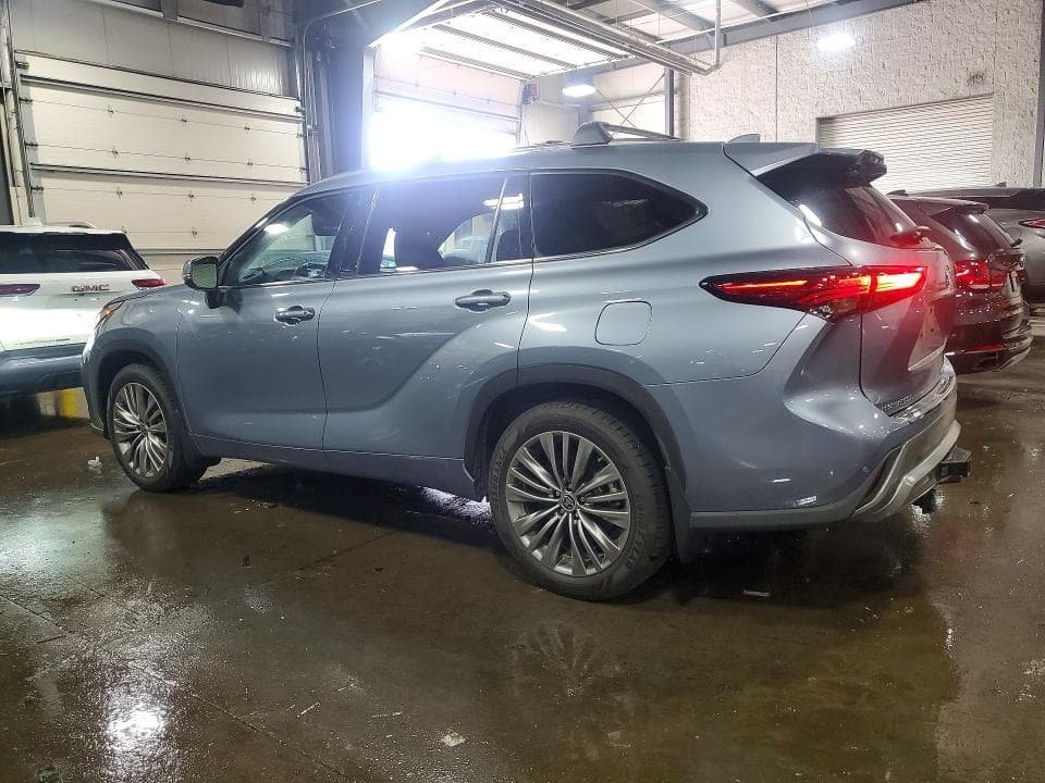 2021 TOYOTA HIGHLANDER PLATINUM PLATINUM 2