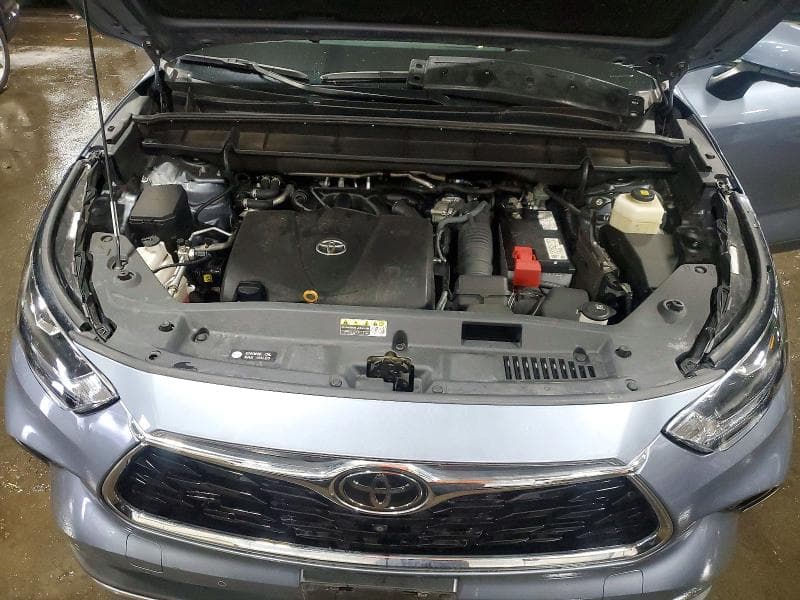 2021 TOYOTA HIGHLANDER PLATINUM PLATINUM 12