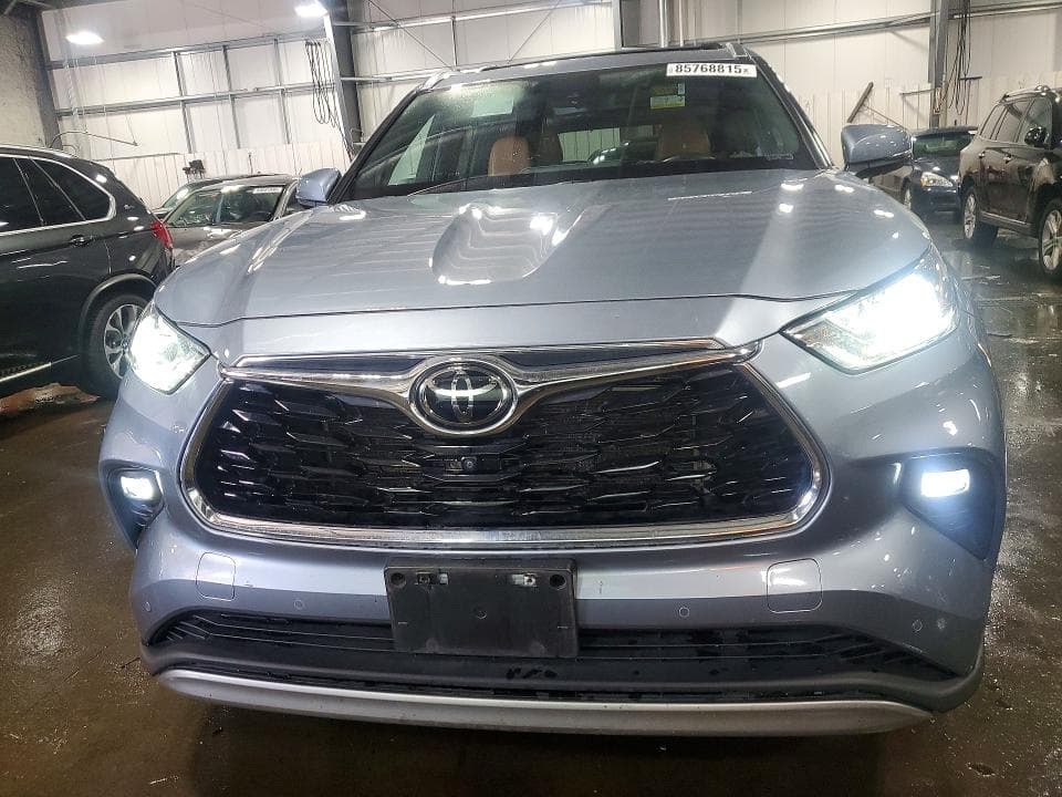 2021 TOYOTA HIGHLANDER PLATINUM PLATINUM 5