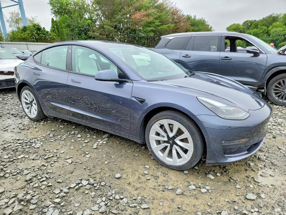 2023 TESLA MODEL 3 4