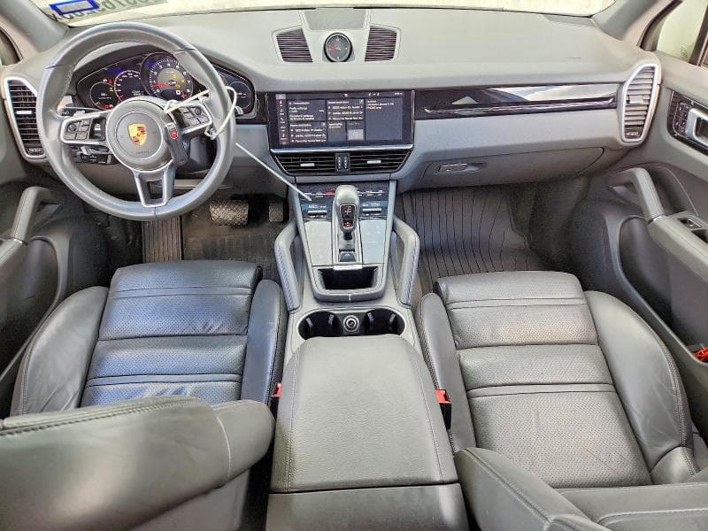 2019 PORSCHE CAYENNE 8