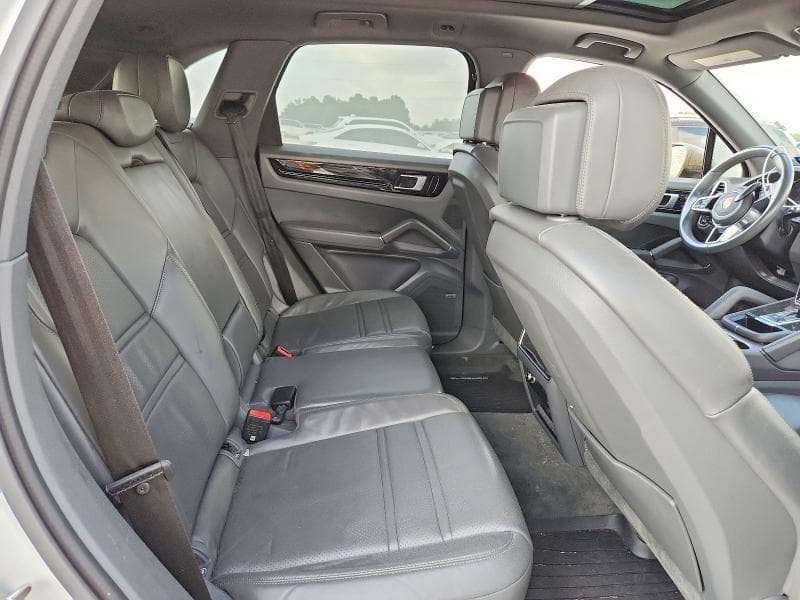 2019 PORSCHE CAYENNE 10