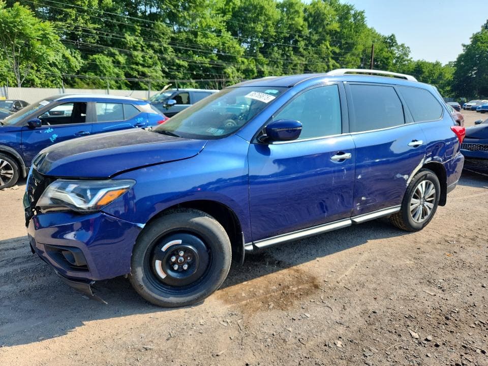 2017 NISSAN PATHFINDER SV