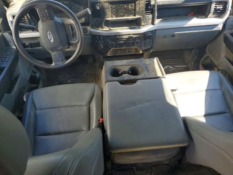 2023 FORD F350 SUPER DUTY 8