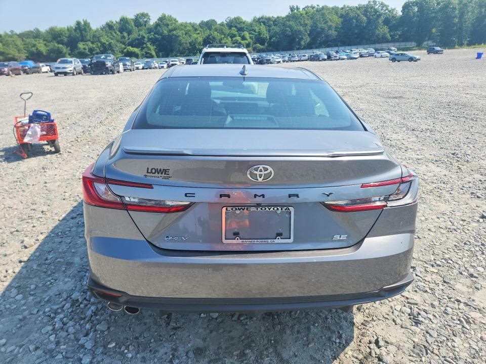 2026 TOYOTA CAMRY SE 6