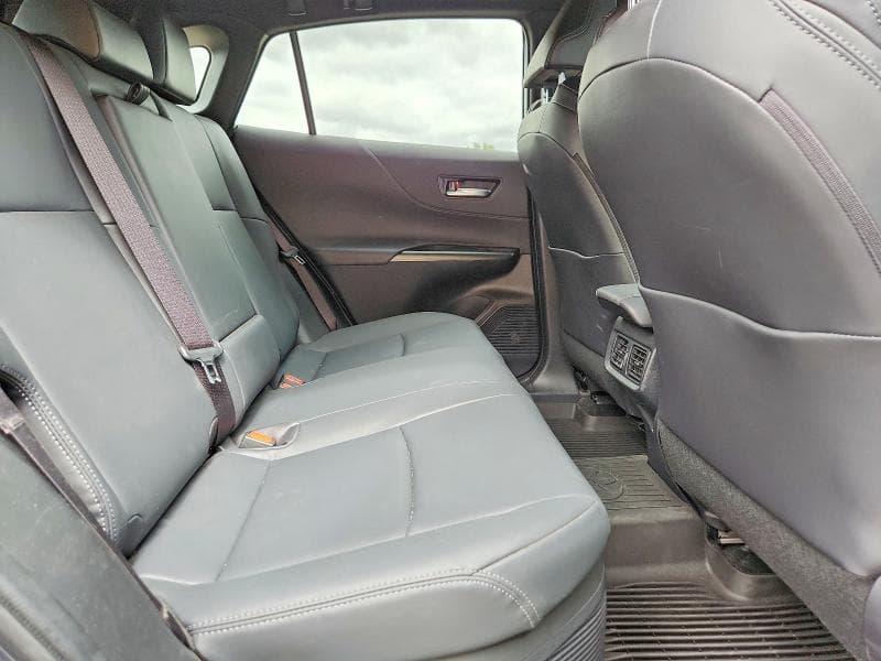 2023 TOYOTA VENZA XLE XLE 11