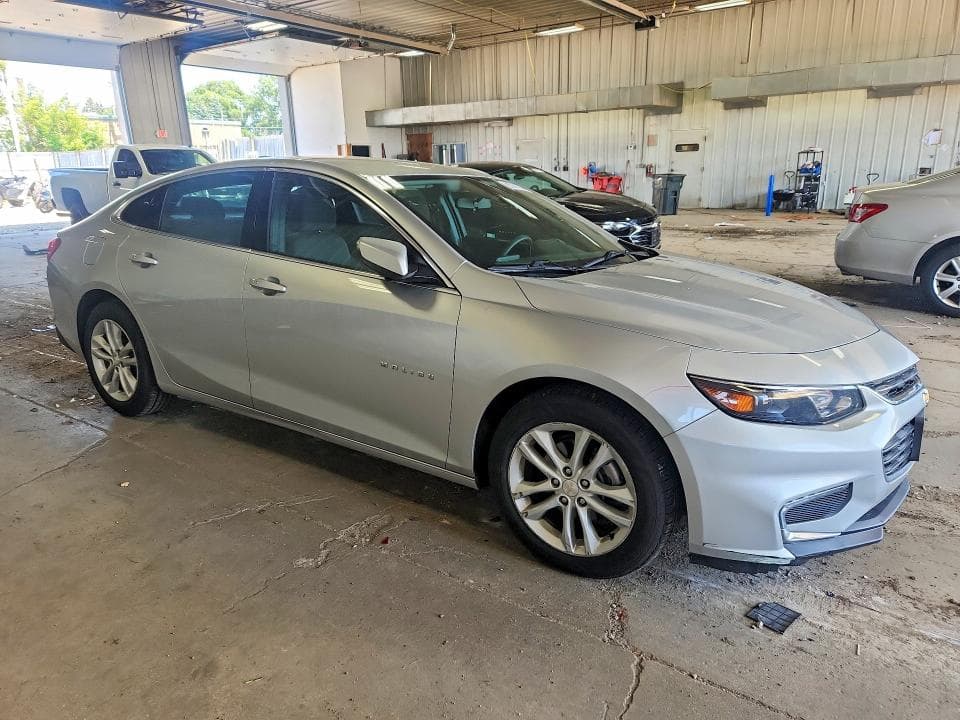 2017 CHEVROLET MALIBU LT 4