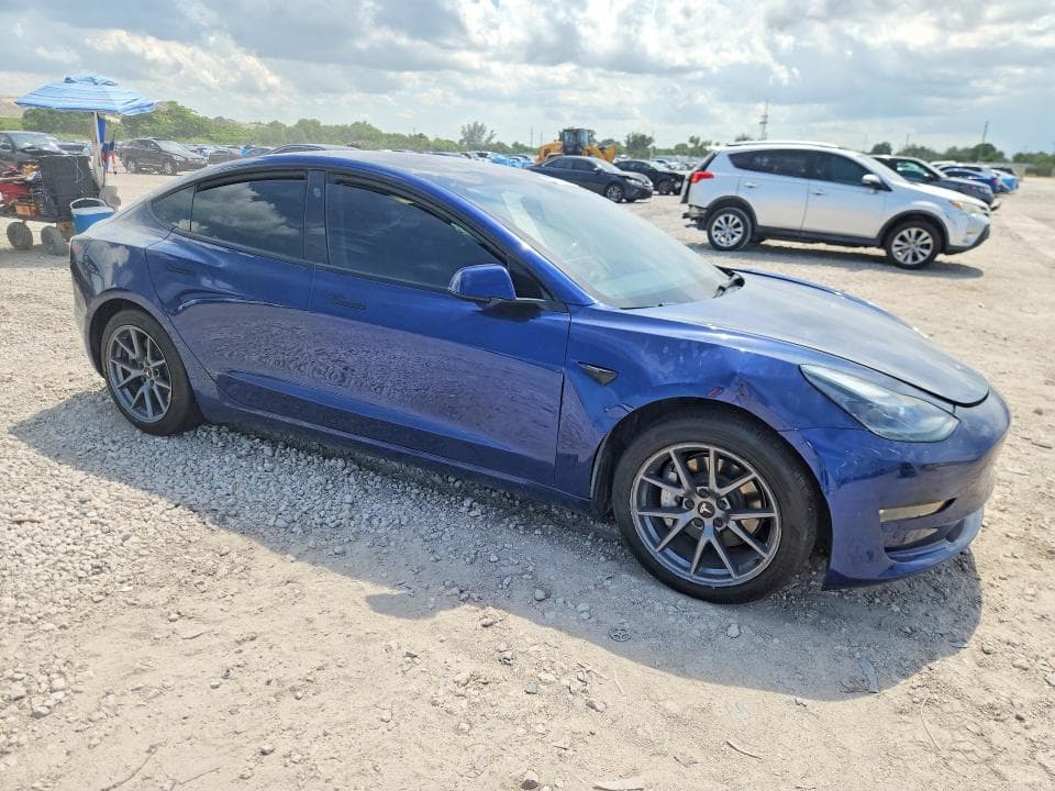 2022 TESLA MODEL 3 4