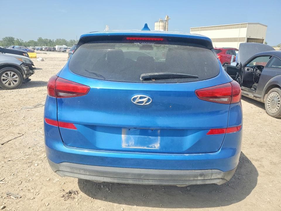 2020 HYUNDAI TUCSON SE SE 6