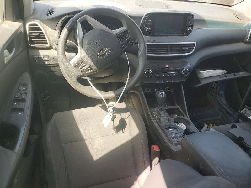 2020 HYUNDAI TUCSON SE SE 8
